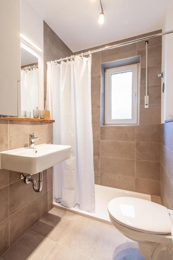 Modern & Spacious Apartment For Up To 8 Persons Wurzburgo Exterior foto